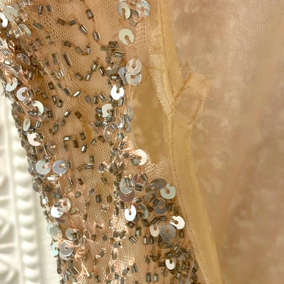 Stunningly gorgeous sparkly cocktail dress by Parker! - Picture 3 of 7